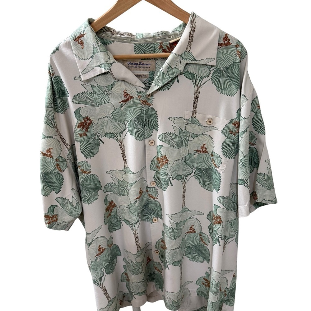 Tommy Bahama Hawaiian 100% Silk Short Sleeve Camp Shirt Size 3XL Original Fit - Picture 1 of 11